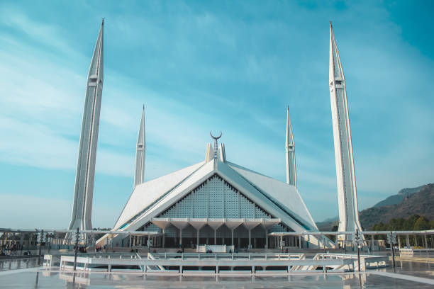 A beautiful view of faisal masjid in Islambad